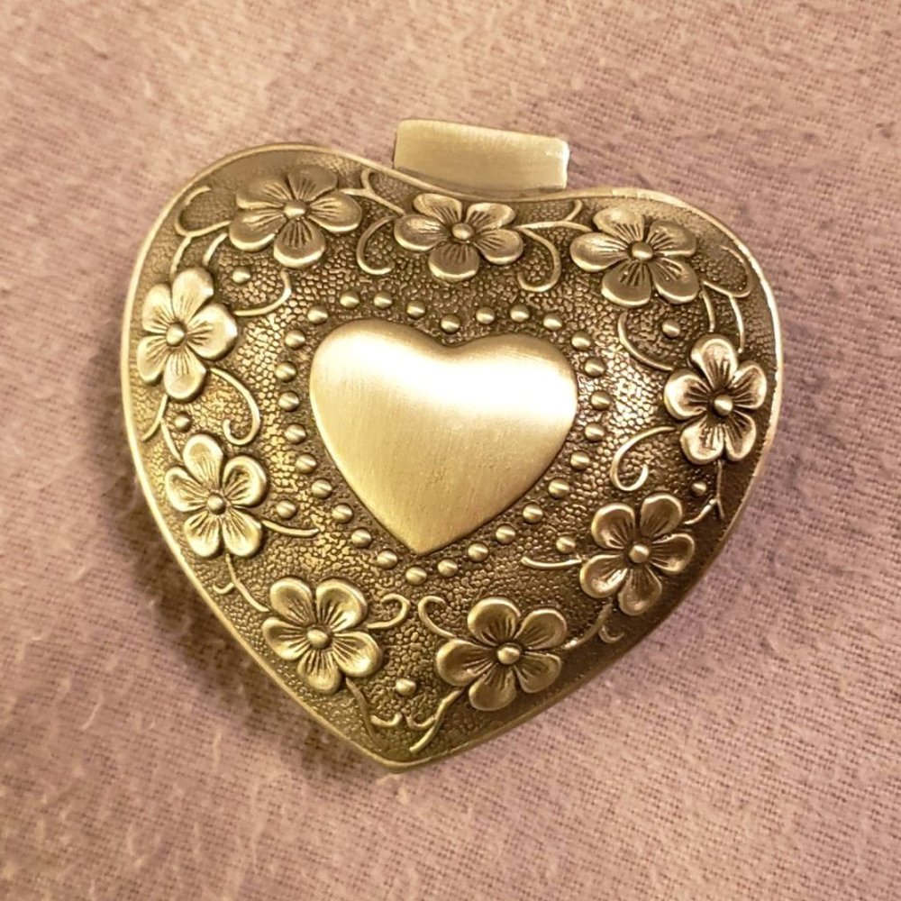 Vintage Antique Heart Jewelry Box